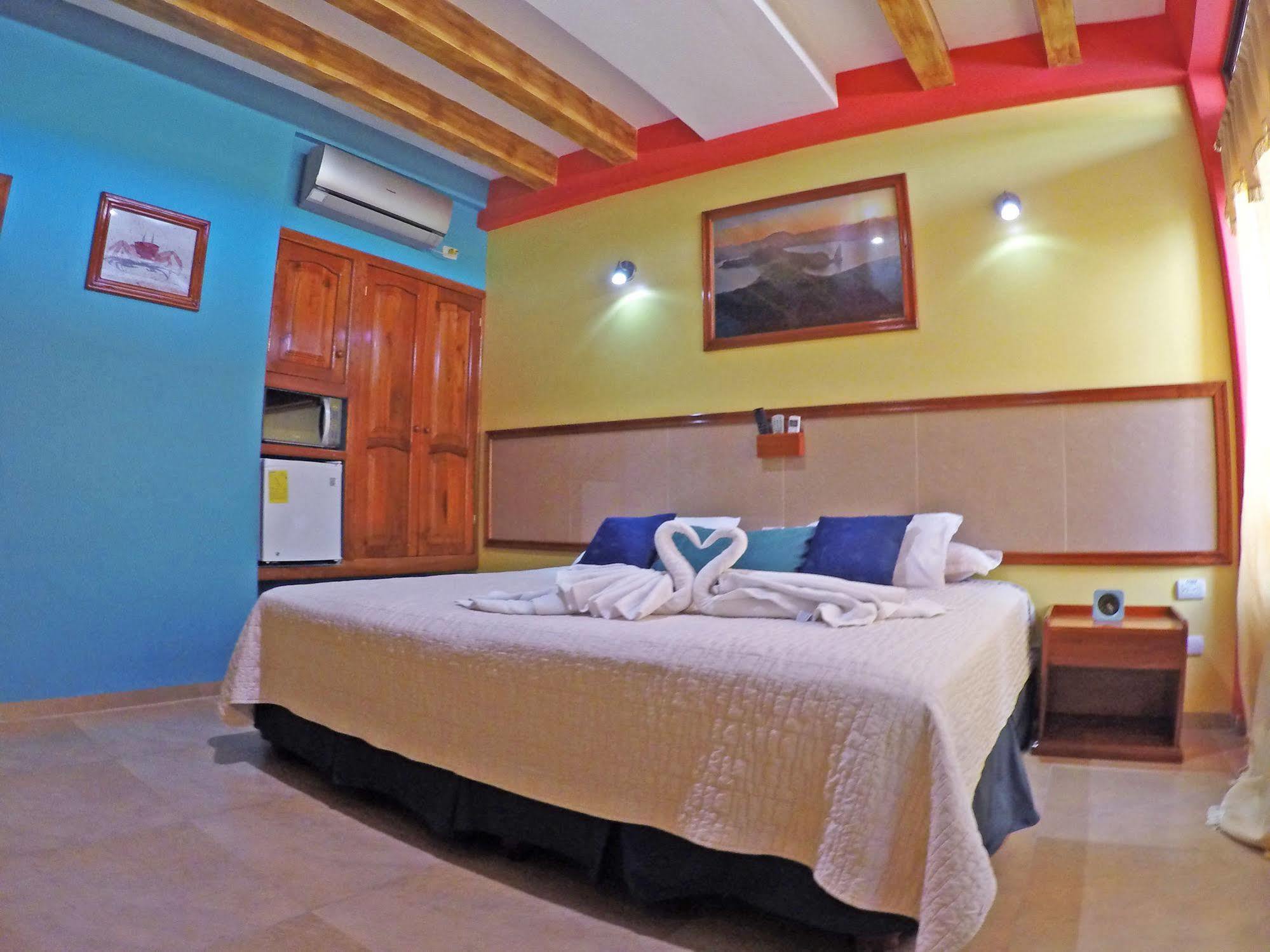 Galapagos Eco Friendly Bed & Breakfast Puerto Baquerizo Moreno Bagian luar foto